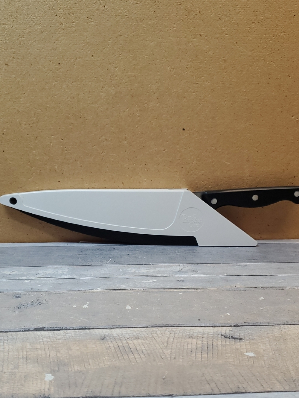 Pampered Chef Knife in Self Sharpening Case